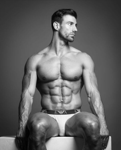 Chris Roberts - B&W