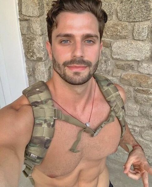 DAMN!  Camo pack pack guy’s eyes REALLY have it all!