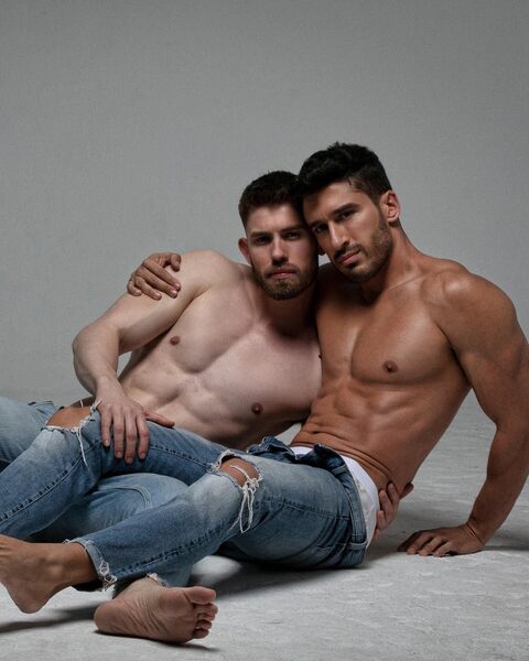 Ripped jeans bros