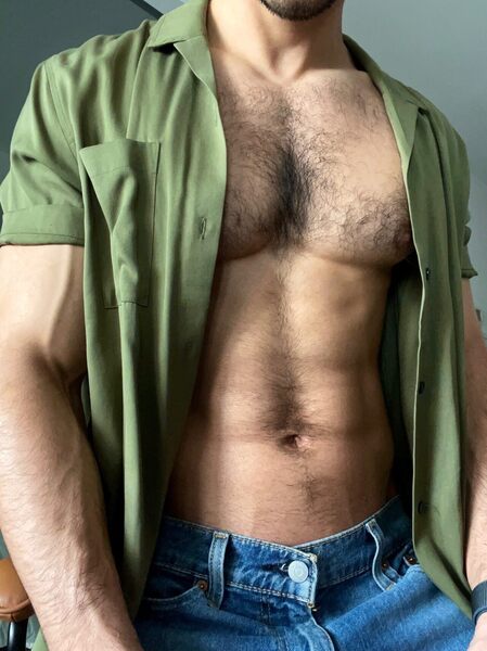 Now the next step is to unbutton the jeans…