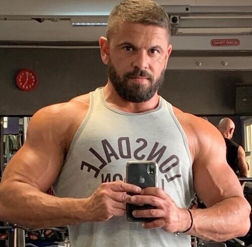 Selfie in the gym