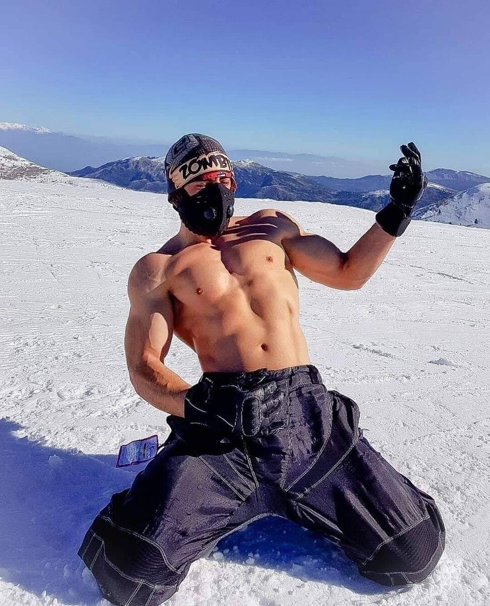 OK!  We took the pic to show that you are on your knees.   Now we go back to the chalet to bring things to fruition…