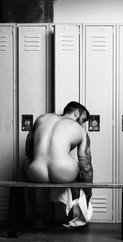 What would you want to do if you saw this in the locker room?