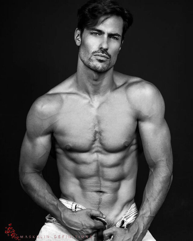 Is it just a tease or is he gonna unzip all the way…???