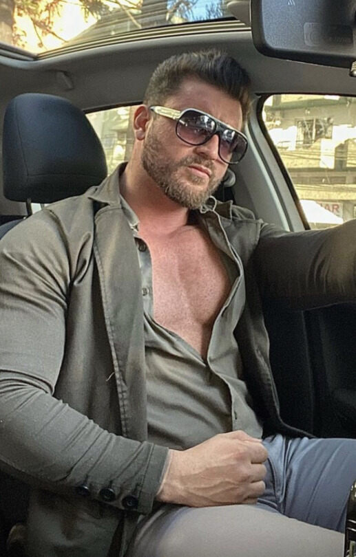 A premier Uber driver