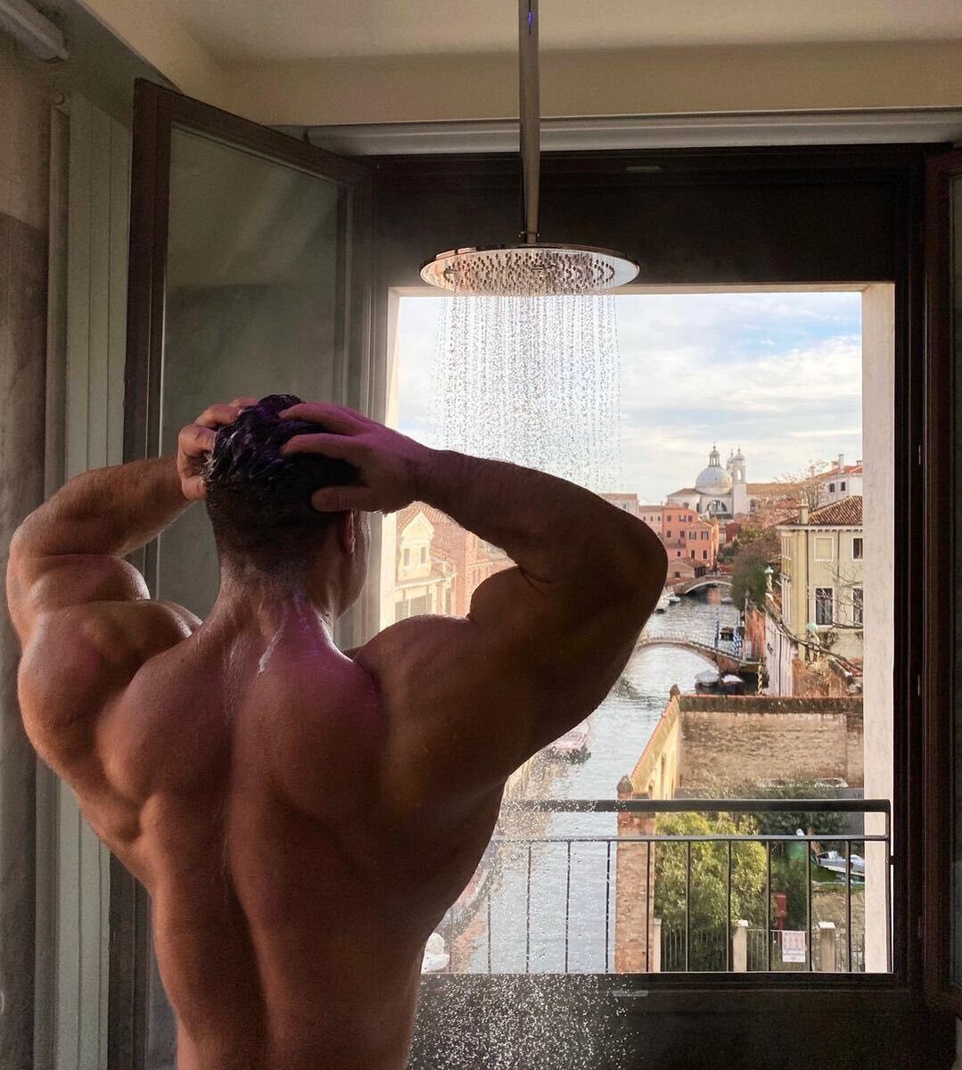 I asked for a room with a view, but did not think that it would be the bathroom!