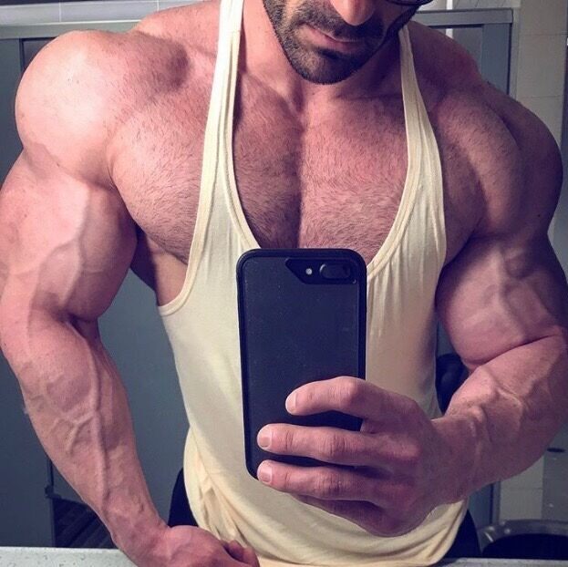 Getting bigger with each selfie!