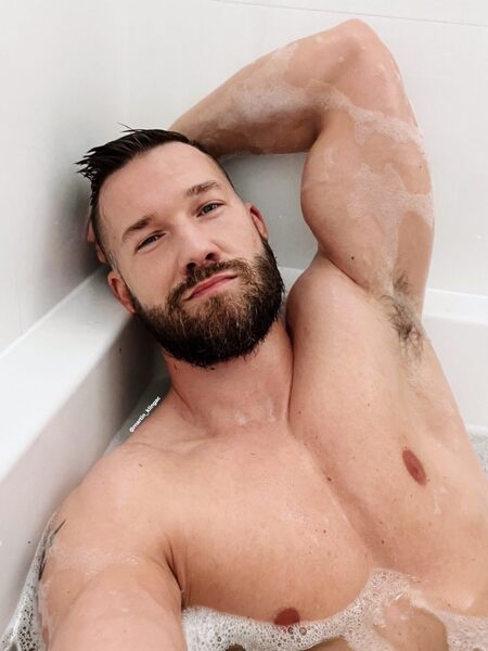 Rub a dub dub will you join me in the tub?