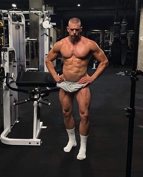 I’m guessing that he works out at this gym on a regular basis.