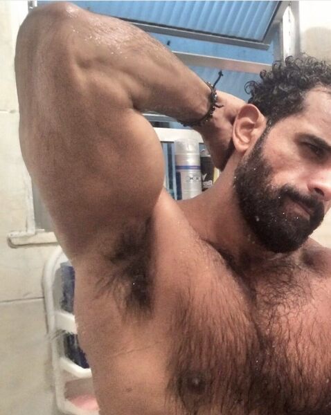 That wonderful combination of pits and sweat!