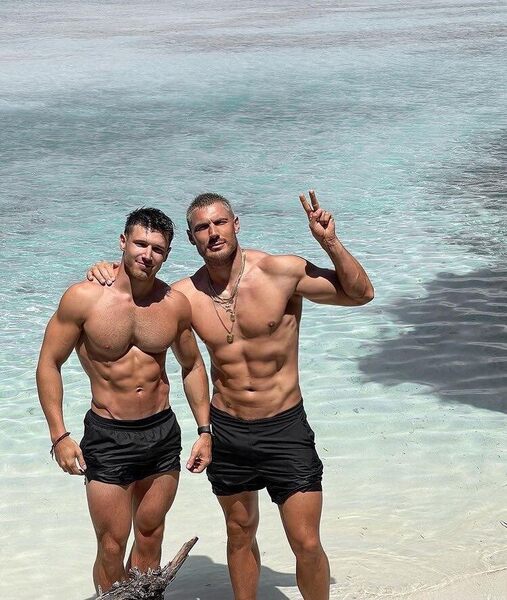 Beach buds