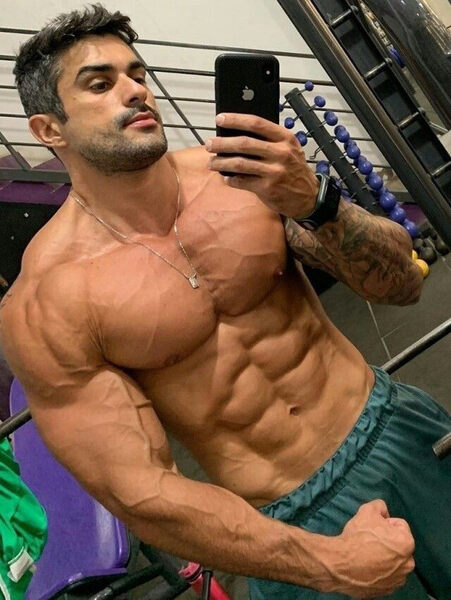 Vascularity can be soooo sexy…