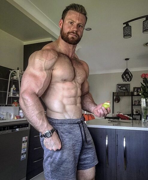 Nice sexy arms to go along with the rest of the package….