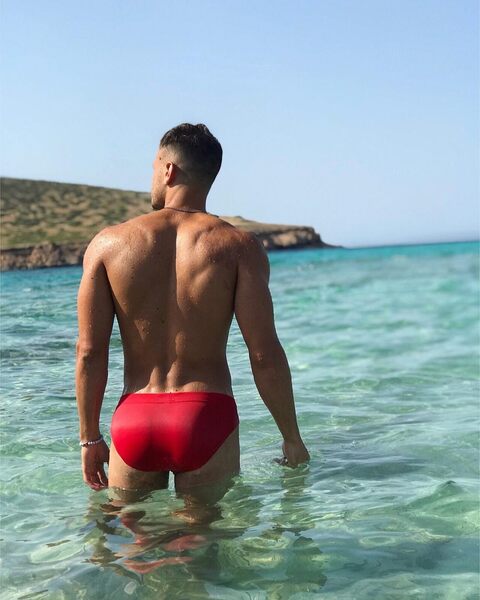 Now you are focused on the red…