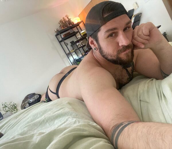 What you waiting for!  He’s giving you his “come hither” look!