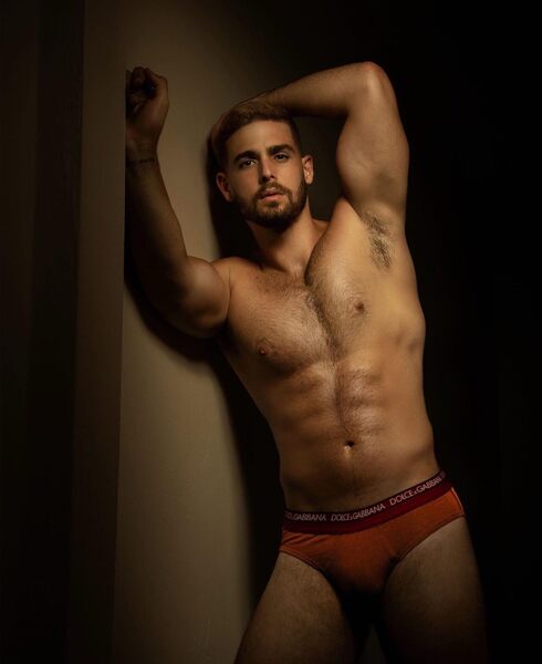 What’s under those Dolce & Gabbana briefs is quite “dolce” (sweet) indeed!