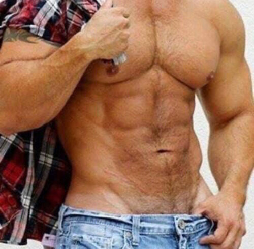 Plaid flannel shirt and jeans = good ‘ol boy