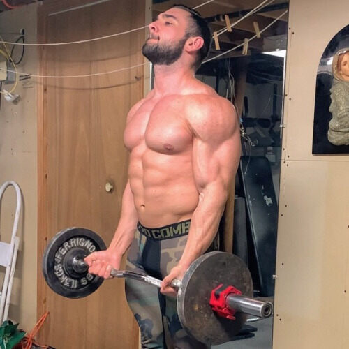 Working those biceps…