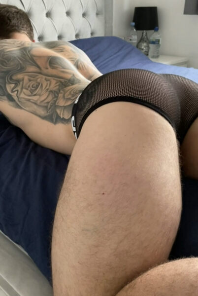I’m getting vibes that he likes to bottom…