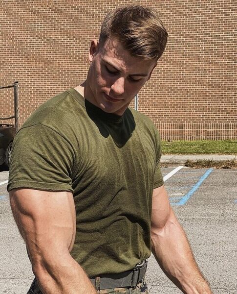 Nice guns even with the shirt on