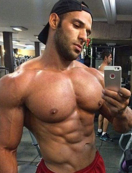 Smoking  Hot on fire 🔥 gym selfie!