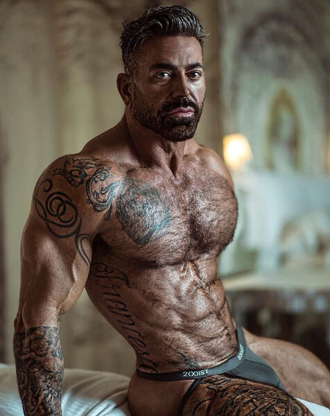 For lovers of inked hairy hard dudes