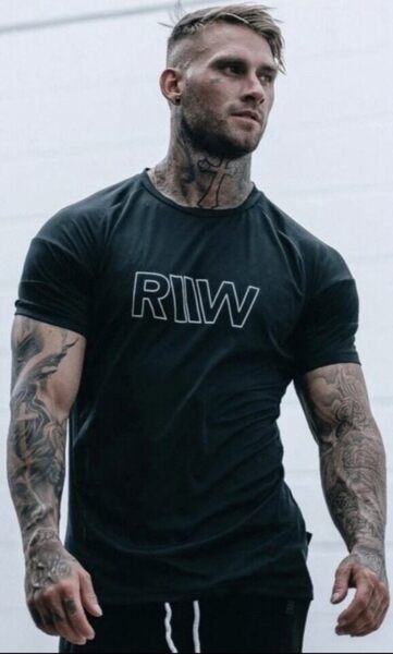 When ya gotta have a piece of him even with his clothes on ya know he’s hot!
