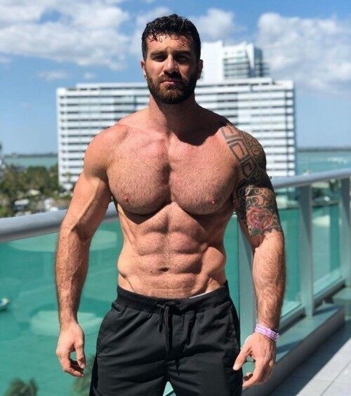 Eye candy on vacation