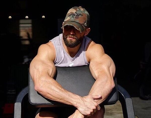 Looks like doing those preacher curls has been paying off!