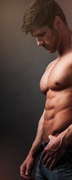 Who would not want to get in this guy’s pants sooner rather than later!