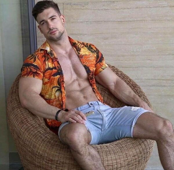 What are you waiting for? Come sit on my lap…