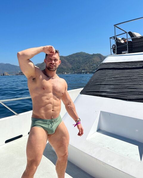 Can’t wait to get my hands on this deckhand!