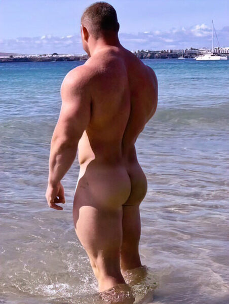 Knee deep butt