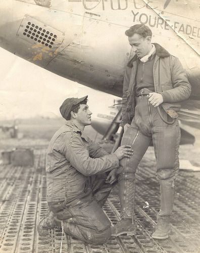 Top Gun: Thigh Time