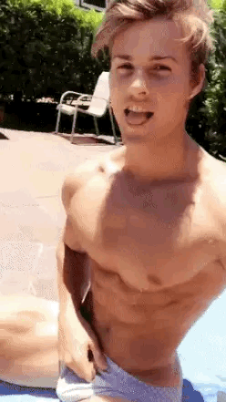 237_1000.gif