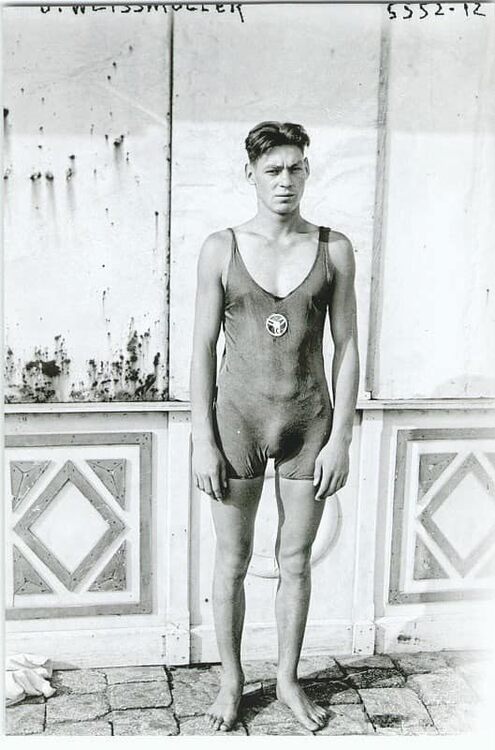 Johnny Weismuller.jpg