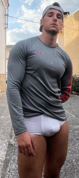 tumblr_153659e3cd9b0d817f54db199cb67ddc_6987c62c_400.jpg