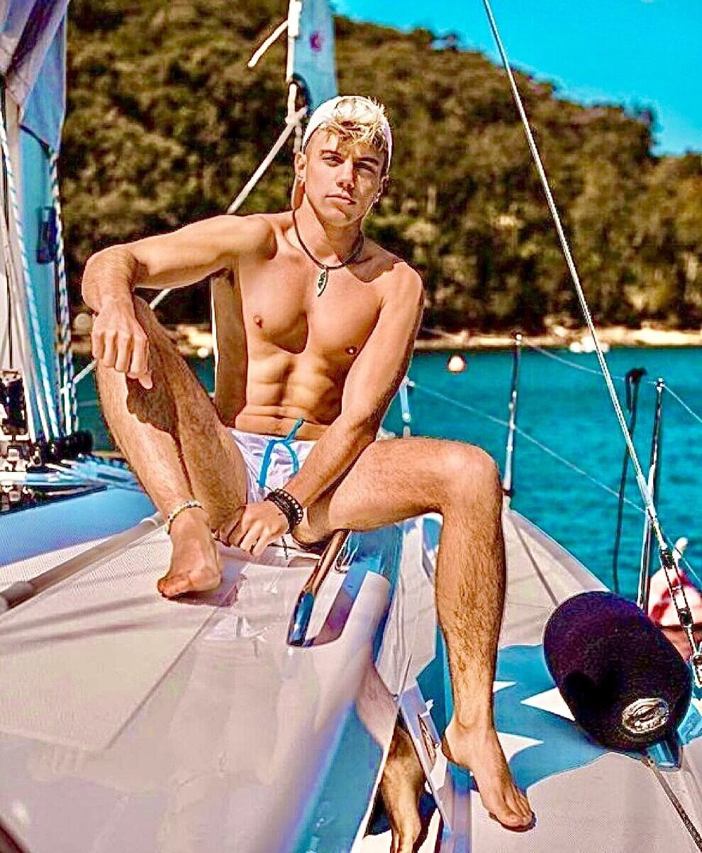 Blond On Board