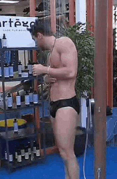 andrea-denver-italian-model.gif