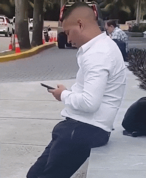 bulge-gif-london.gif