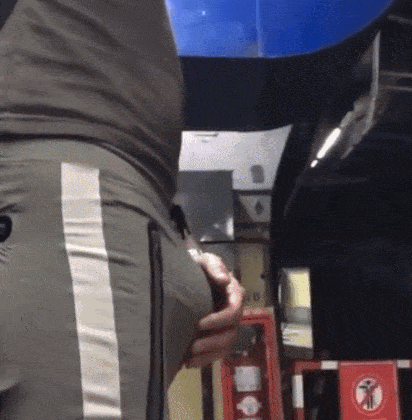 ezgif-5-db093998a4.gif