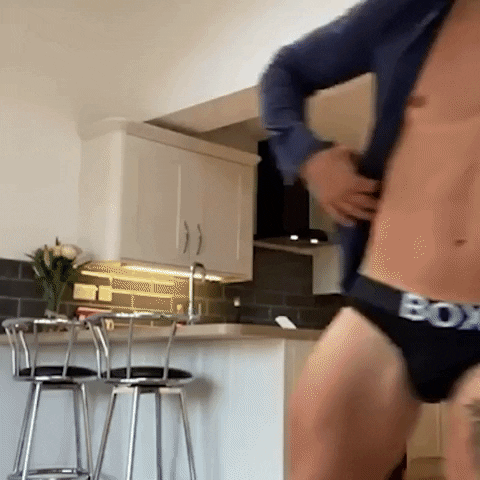 giphy.gif