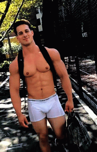 hot-guy-abs.gif
