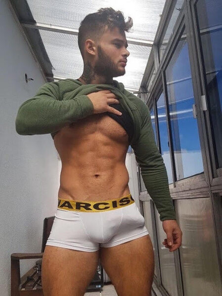 tumblr_phu36sRNFk1rvw86po1_540.jpg