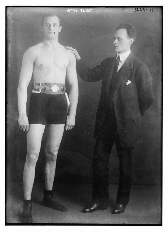 Old Photos of Boxing 100 Years Ago (13).jpg