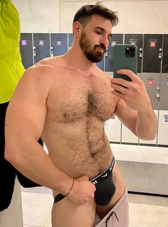 Buffed gym Selfie.jpg