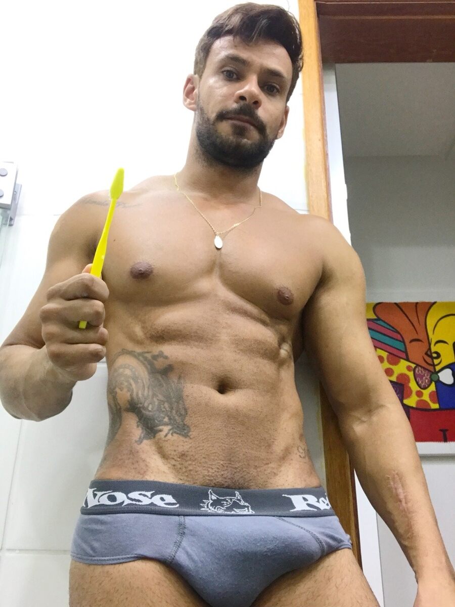 tumblr_ooetlxi6Gz1vunj5ho1_1280.jpg