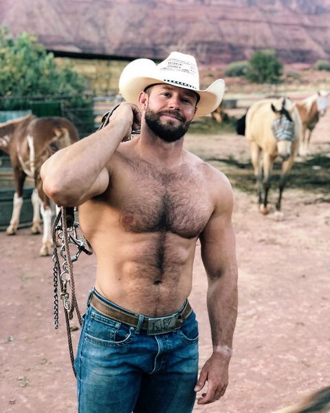 1-cowboy-500000034425.jpg