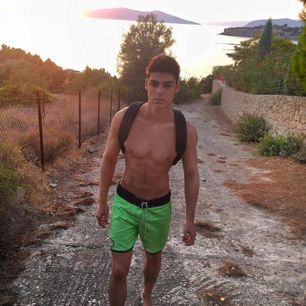 handsome-youngster-fit-body-rafael-miller.jpg