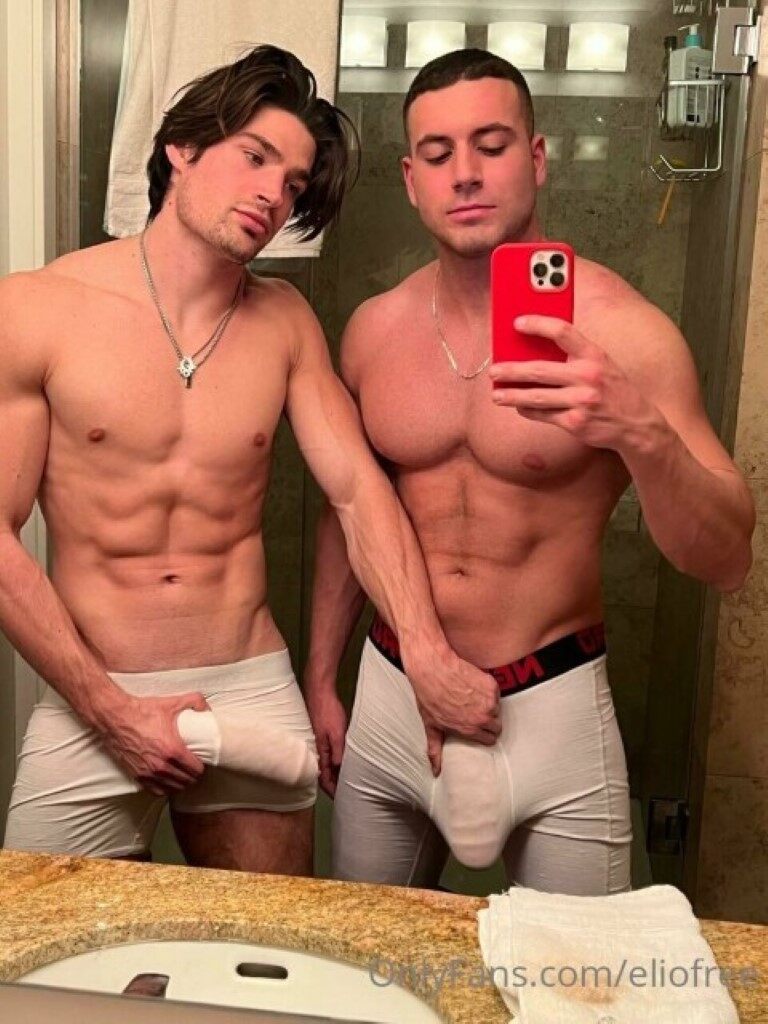 COUPLE3.jpg